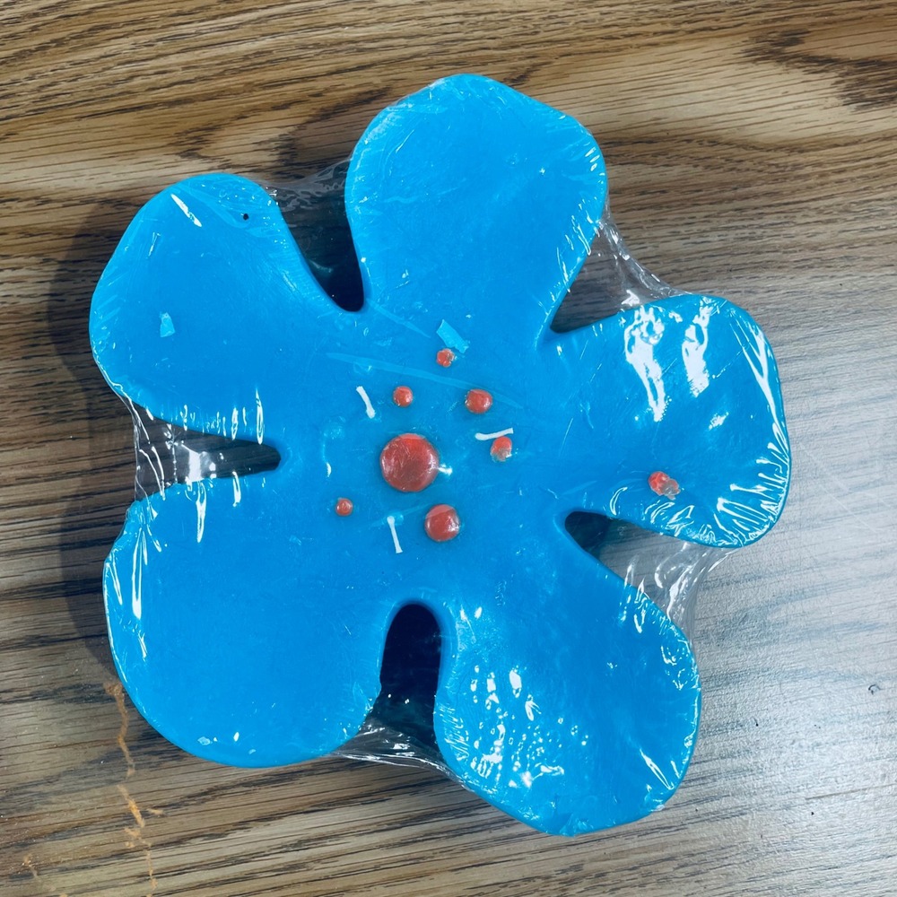 Bright‎ Blue Flower Floating Candle 15 Hour Burn Time